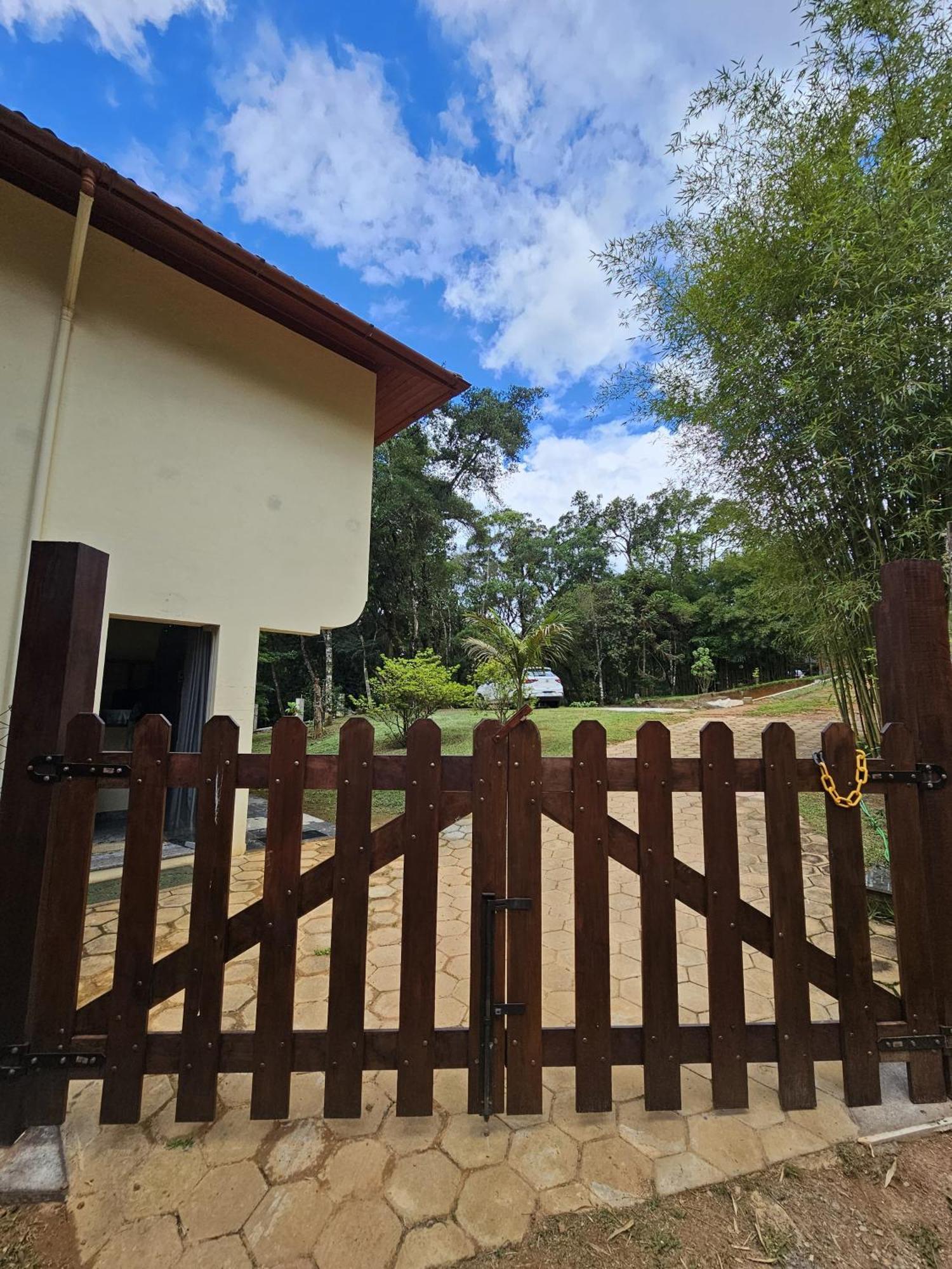 Refugio Caminho Das Pedras มงชิแวร์จิ ภายนอก รูปภาพ